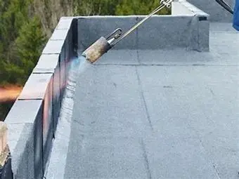 Étanchéité avec les Matériaux Fournis