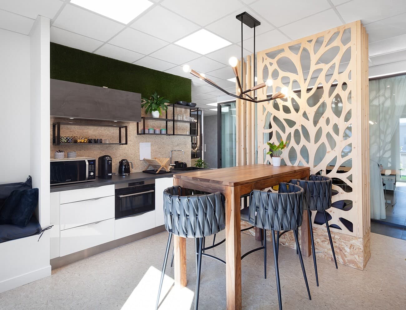 confection de bureaux pour entreprises