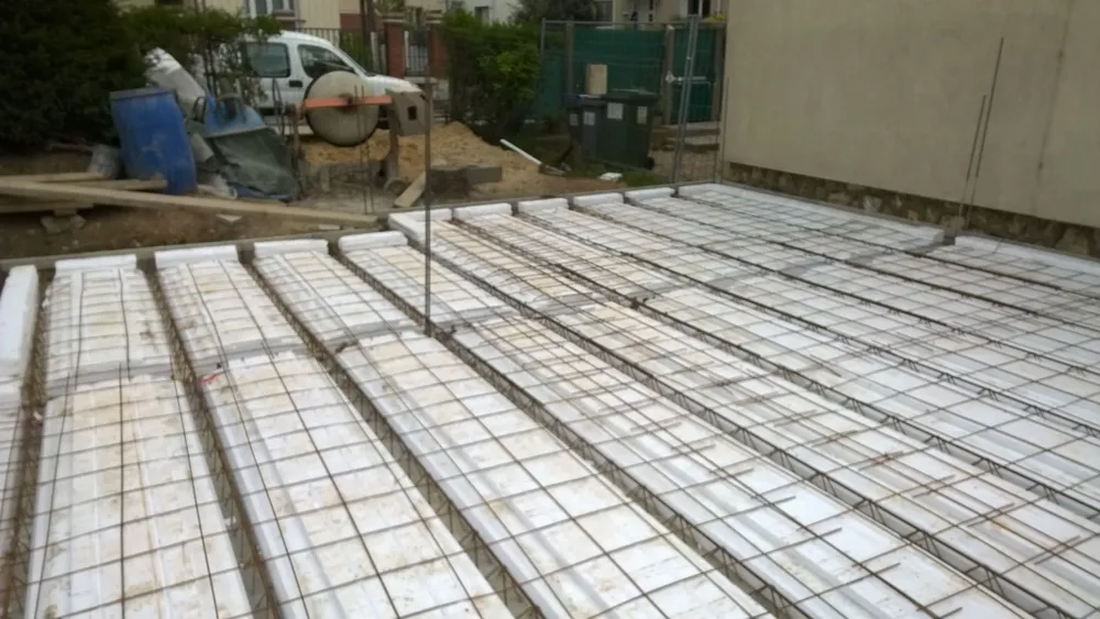 création du plancher en béton