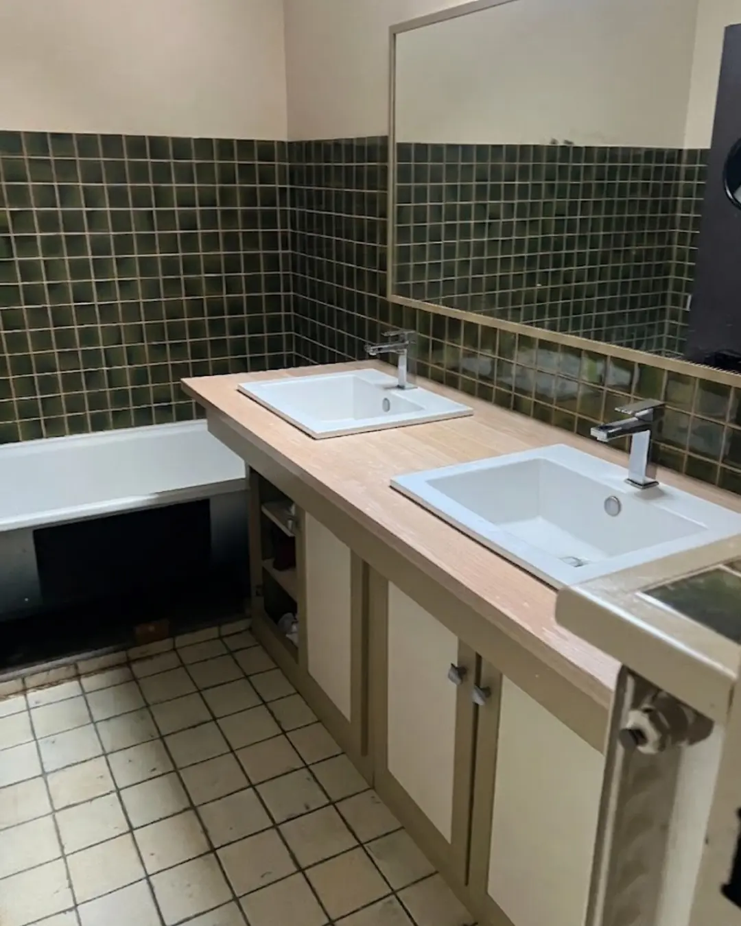 Avant travaux de rénovation de la salle de bain