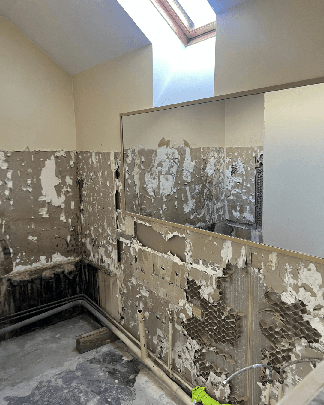 Dépose de l'ancienne salle de bain