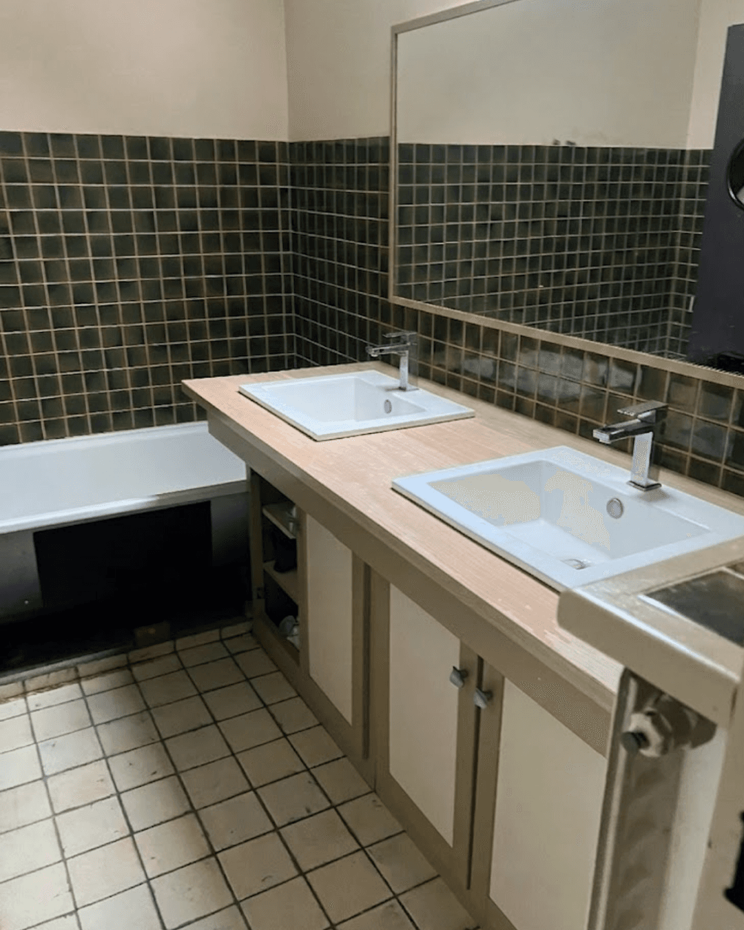Avant travaux de rénovation de la salle de bain