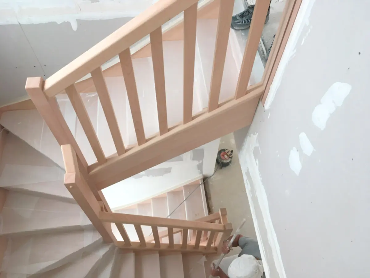 Menuiserie et construction d'un escalier sur mesure